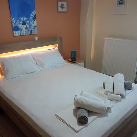 Sofia'S Garden Apartman Néa Péramos Kültér fotó