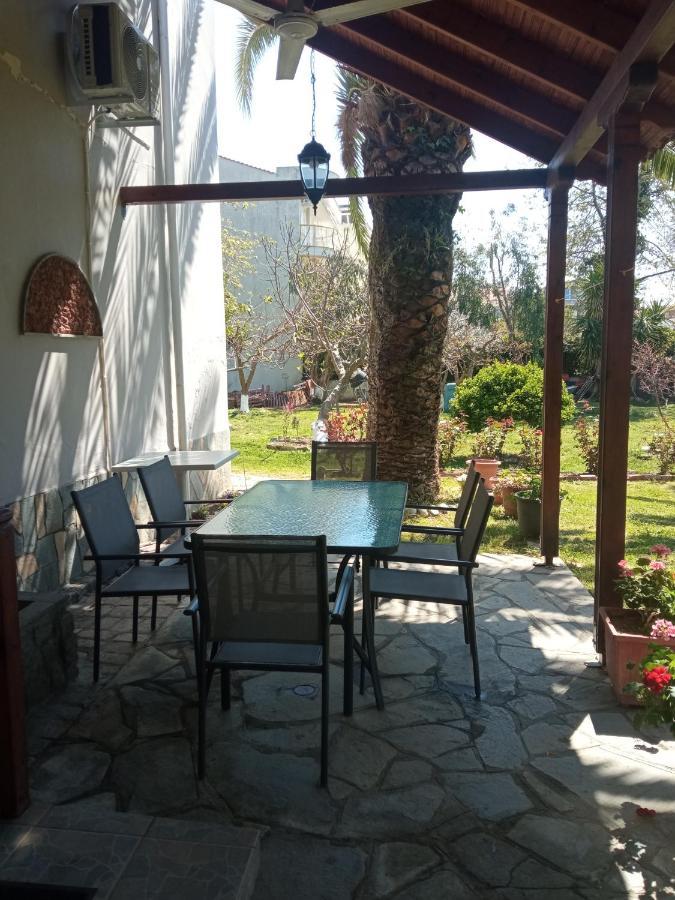 Sofia'S Garden Apartman Néa Péramos Kültér fotó