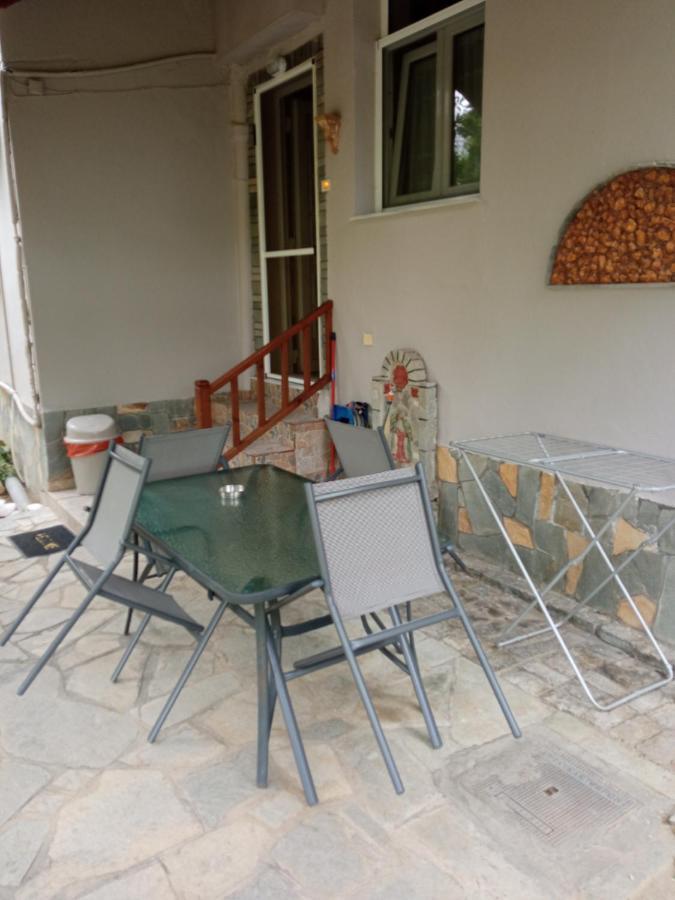 Sofia'S Garden Apartman Néa Péramos Kültér fotó